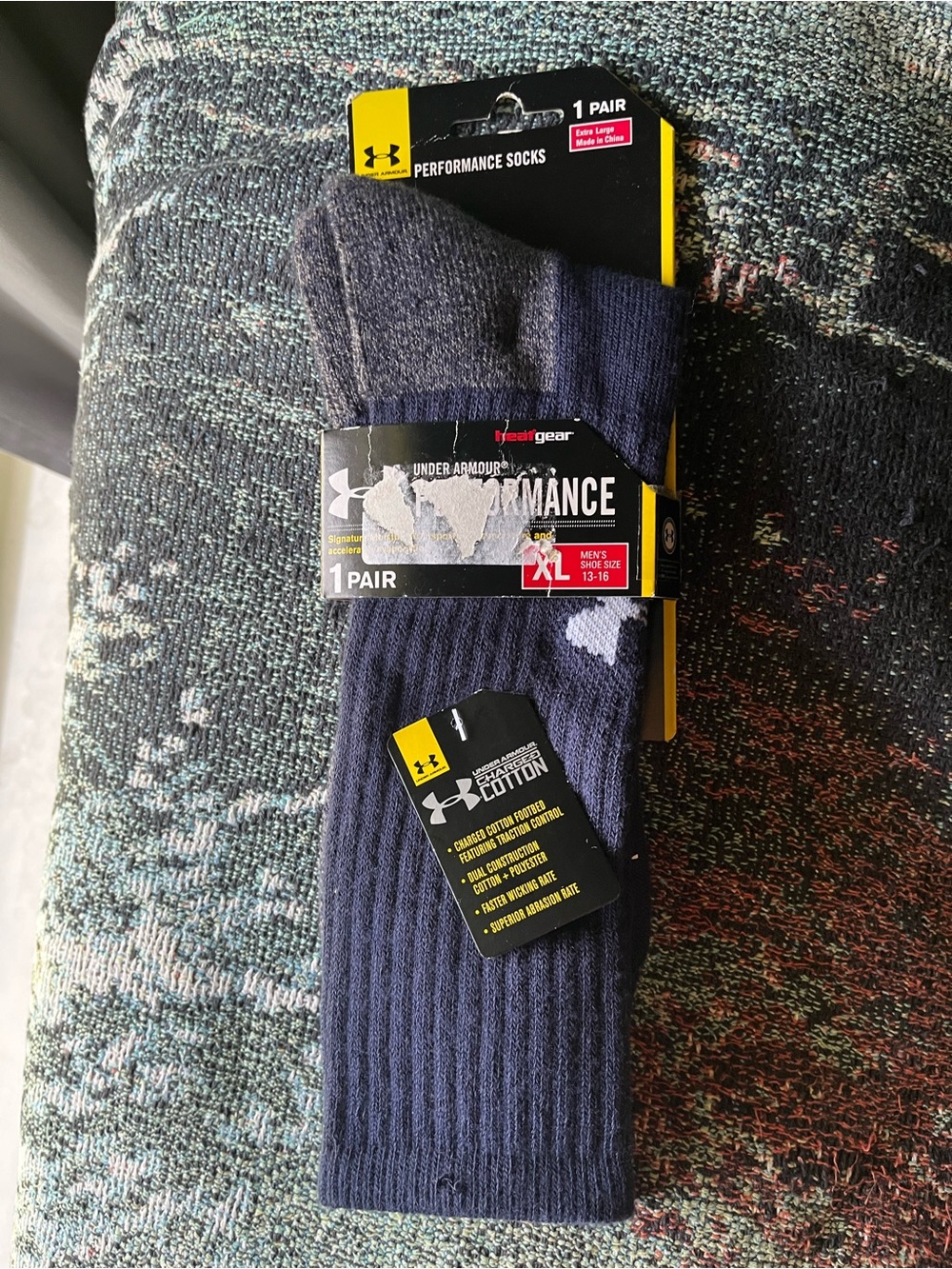Under Armour Men's Dark Navy Performance Crew Socks- NWT- Charged Cotton Footbed